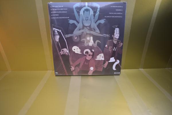 Queens of the Stone Age - In Times new Roman